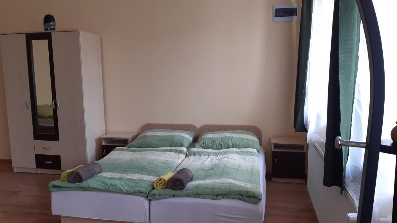 Bajusz Vendeghaz Hotel Tornyosnemeti Ngoại thất bức ảnh