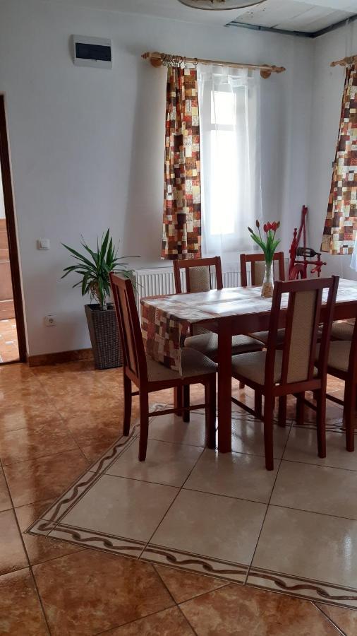 Bajusz Vendeghaz Hotel Tornyosnemeti Ngoại thất bức ảnh